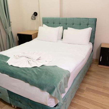 Loss Hotel Çatalca Buitenkant foto